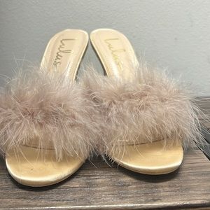 Heeled  maribou slide